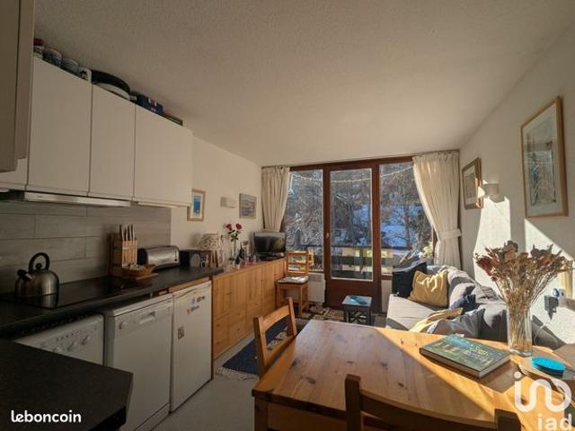 Studio 1 pièce 21 m²