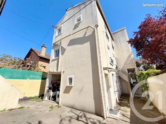 Studio 1 pièce 21 m²