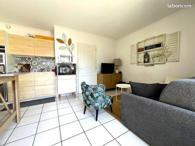 Studio 1 pièce 22 m²