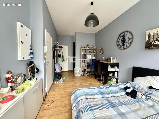 Studio 1 pièce 22 m²