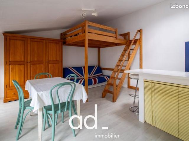 Studio 1 pièce 22 m²