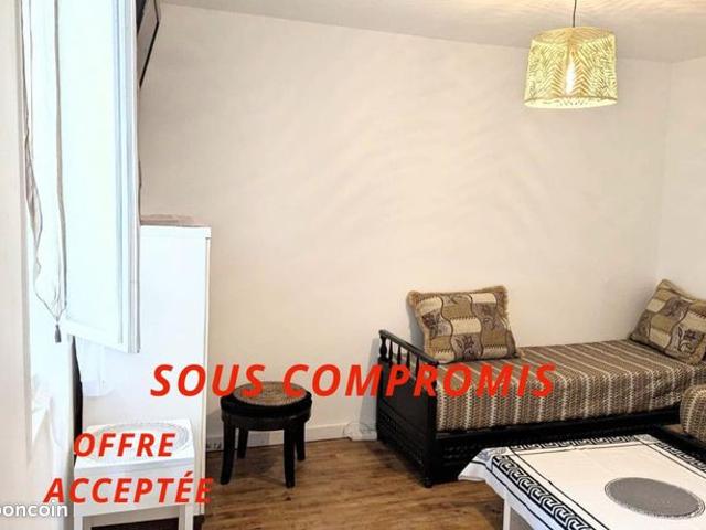 Studio 1 pièce 22 m²