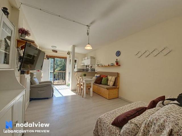 Studio 1 pièce 22 m²