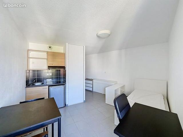 Studio 1 pièce 22 m²