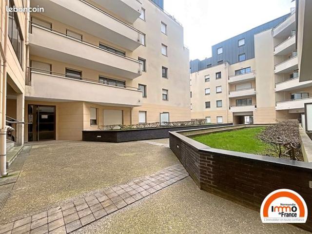 Studio 1 pièce 22 m²