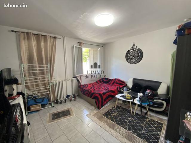 Studio 1 pièce 22 m²