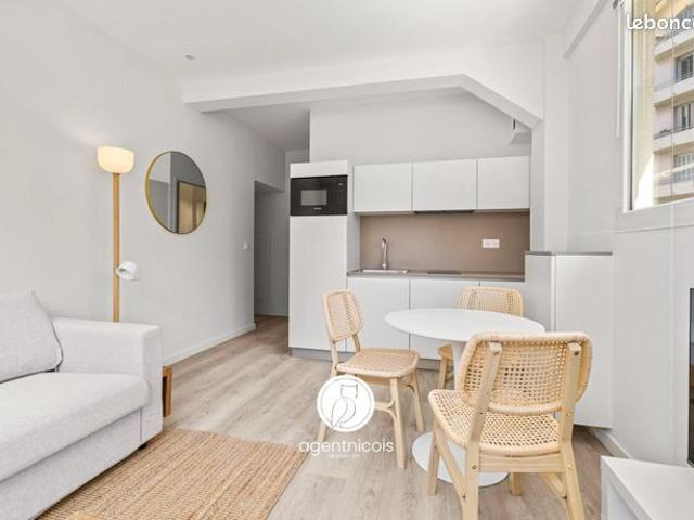 Studio 1 pièce 22 m²