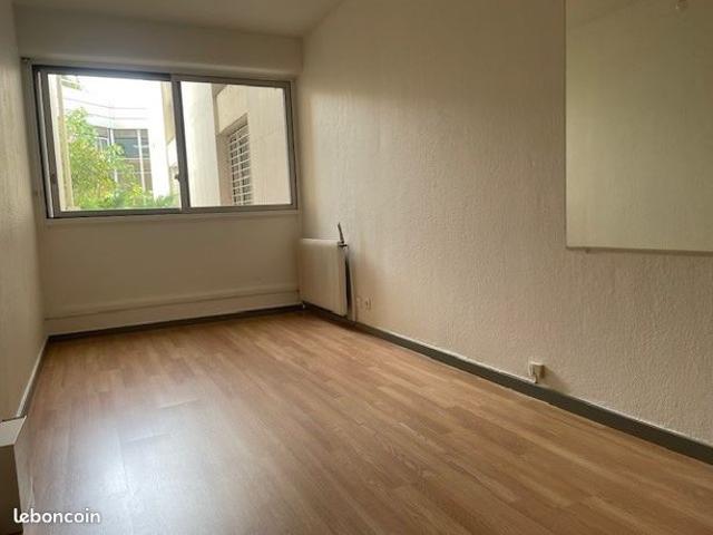 Studio 1 pièce 22 m²