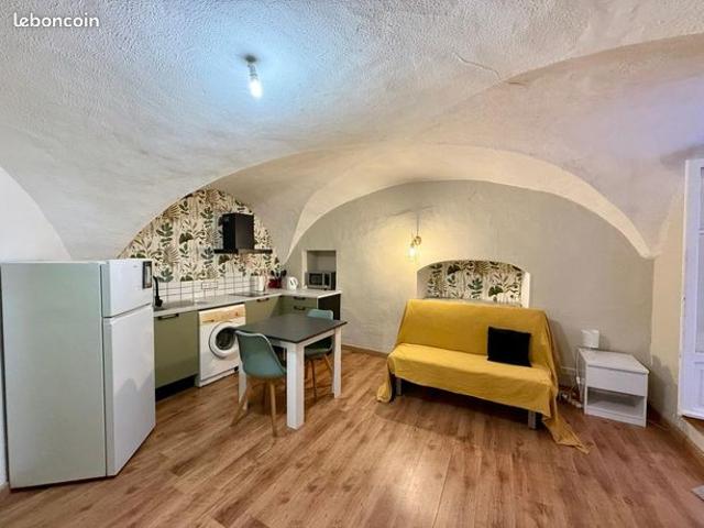 Studio 1 pièce 22 m²