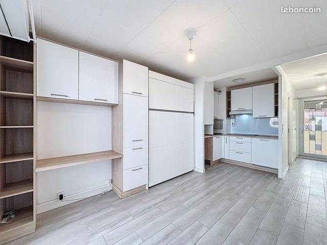 Studio 1 pièce 22 m²