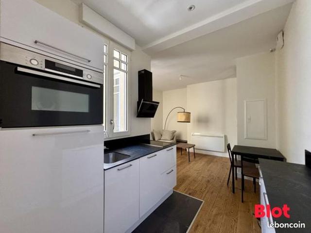 Studio 1 pièce 22 m²