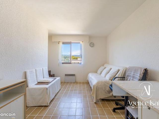 Studio 1 pièce 22 m²