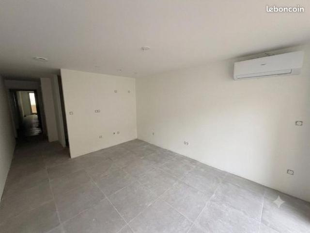 Studio 1 pièce 22 m²