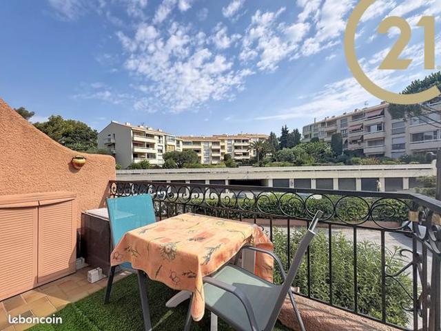 Studio 1 pièce 22 m²
