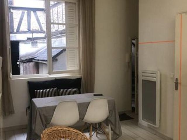 Studio 1 pièce 22 m²