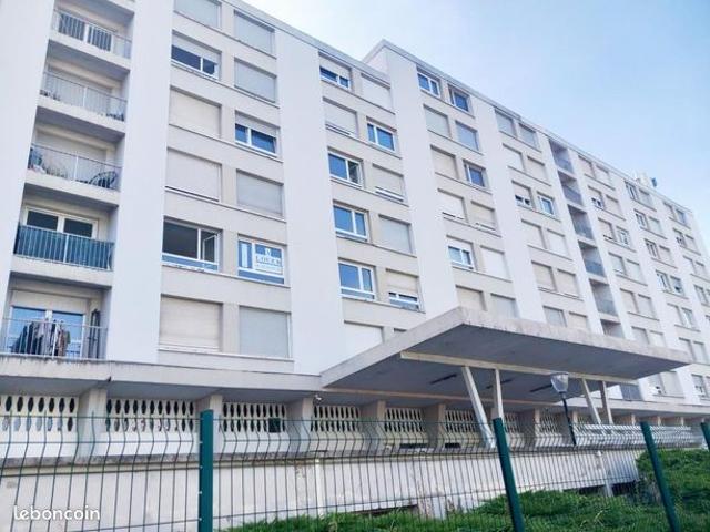 Studio 1 pièce 22 m²