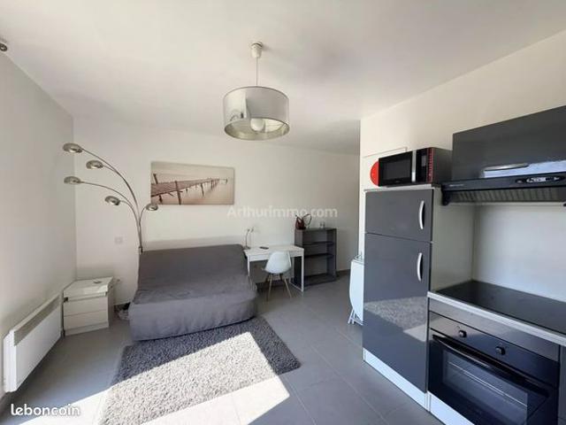 Studio 1 pièce 22 m²
