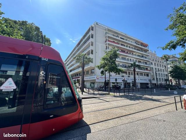Studio 1 pièce 22 m²