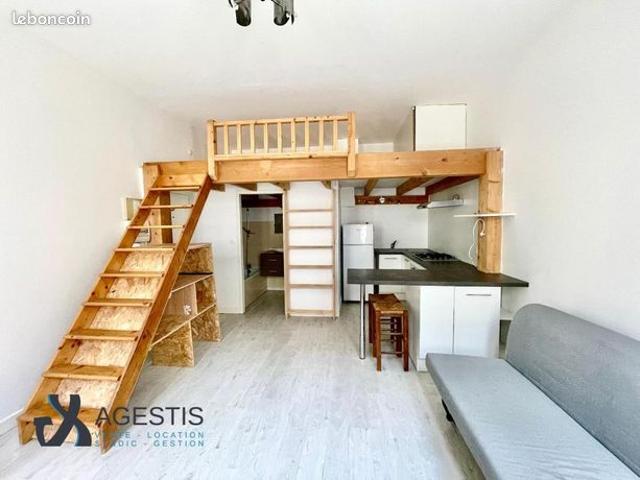 Studio 1 pièce 22 m²