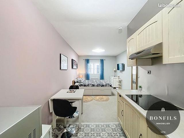 Studio 1 pièce 22 m²