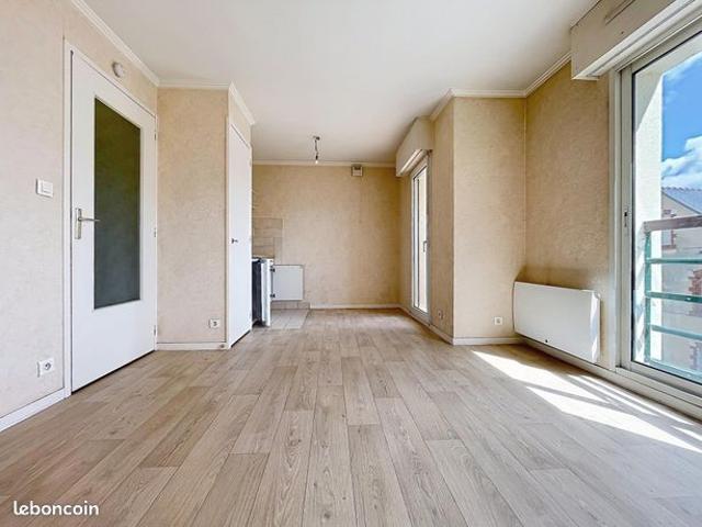 Studio 1 pièce 22 m²