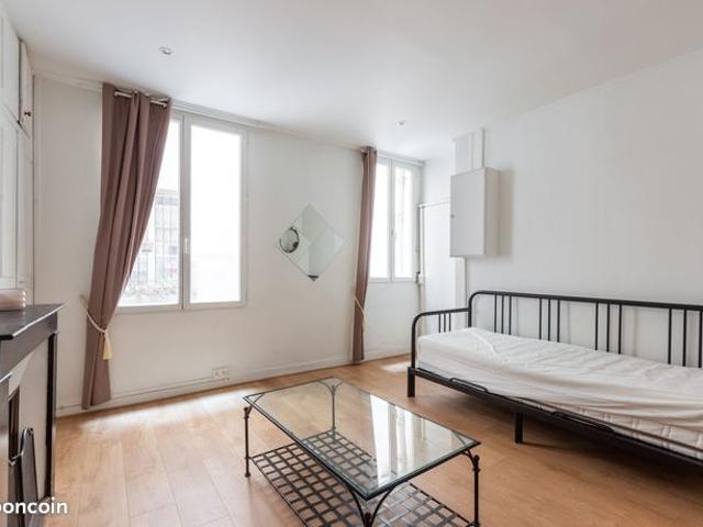Studio 1 pièce 22 m²