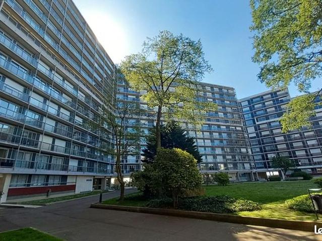 Studio 1 pièce 22 m²