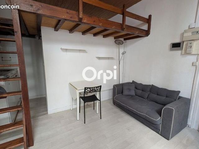 Studio 1 pièce 22 m²