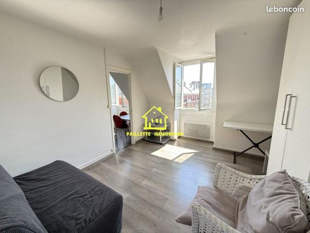 Studio 1 pièce 22 m²