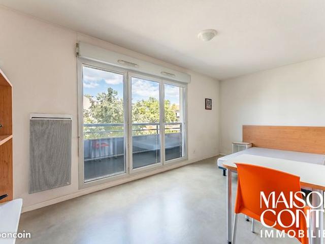 Studio 1 pièce 22 m²