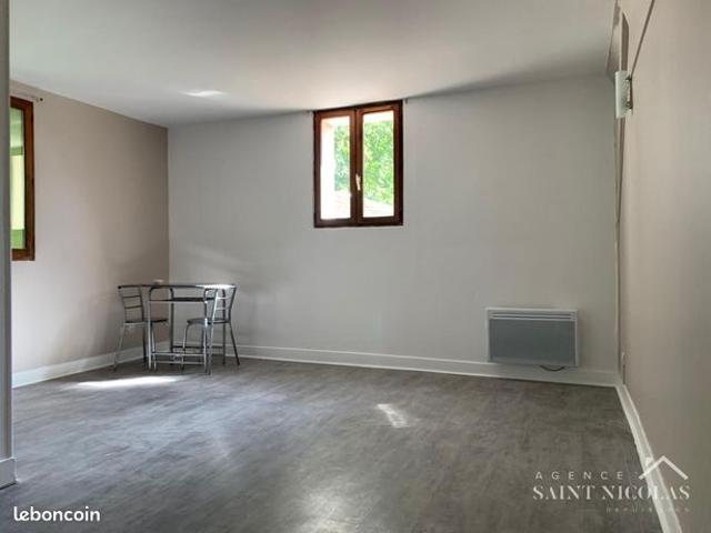 Studio 1 pièce 22 m²