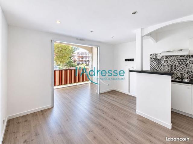 Studio 1 pièce 22 m²