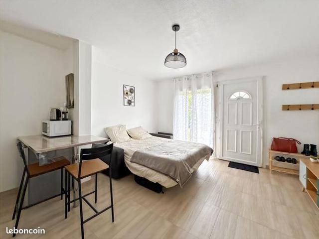 Studio 1 pièce 22 m²