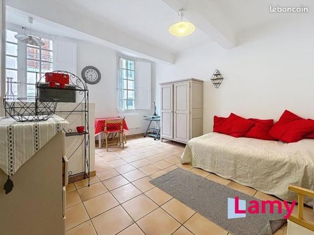 Studio 1 pièce 22 m²