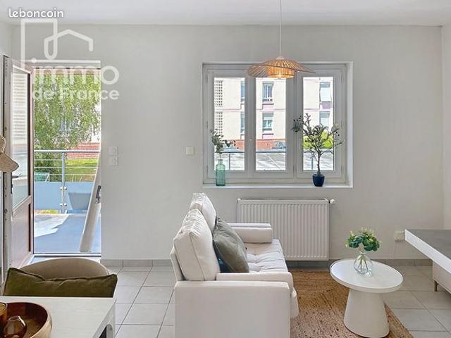 Studio 1 pièce 22 m²