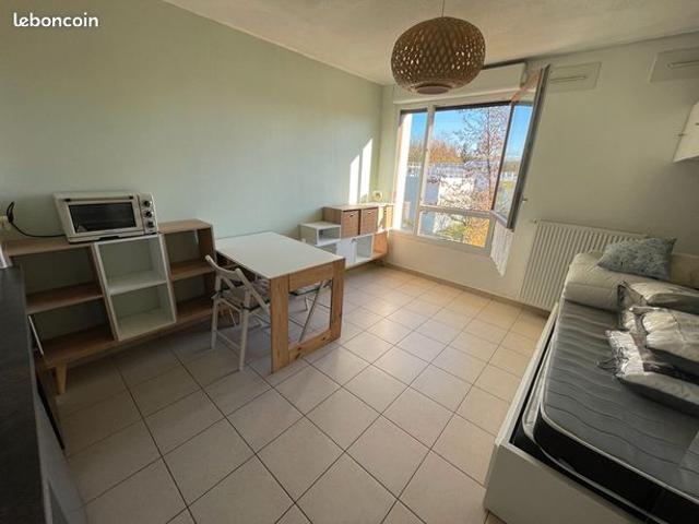 Studio 1 pièce 22 m²