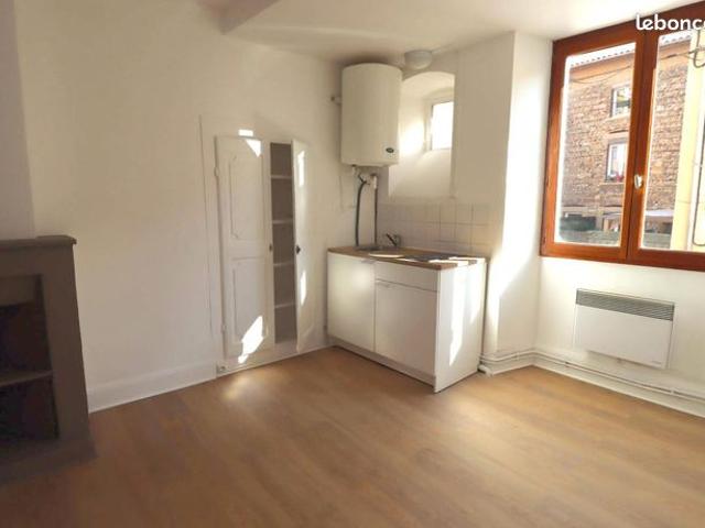 Studio 1 pièce 22 m²