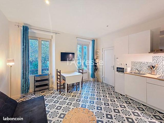Studio 1 pièce 22 m²