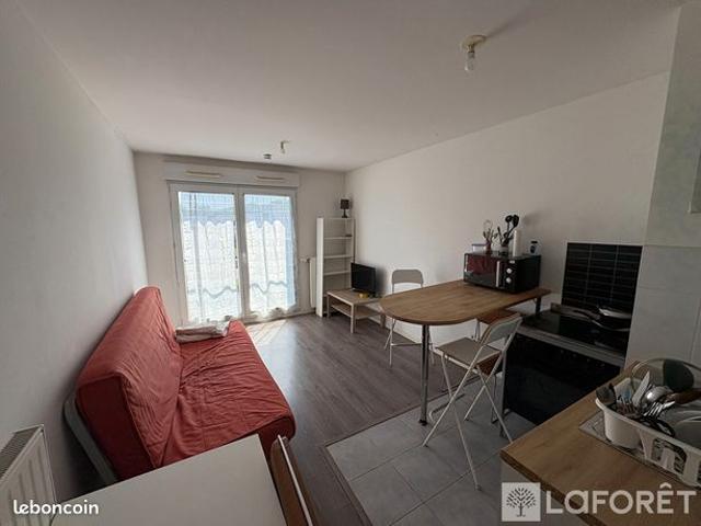 Studio 1 pièce 22 m²