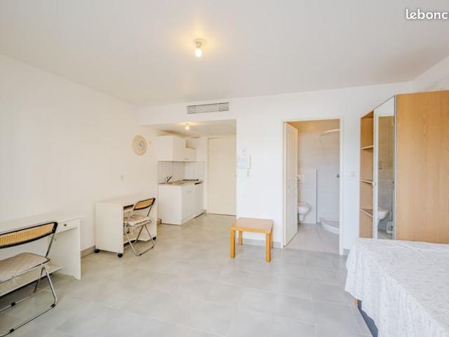 Studio 1 pièce 22 m²