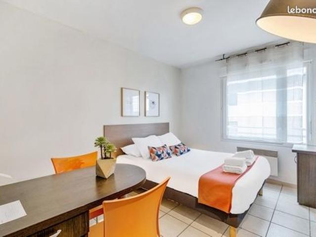Studio 1 pièce 22 m²