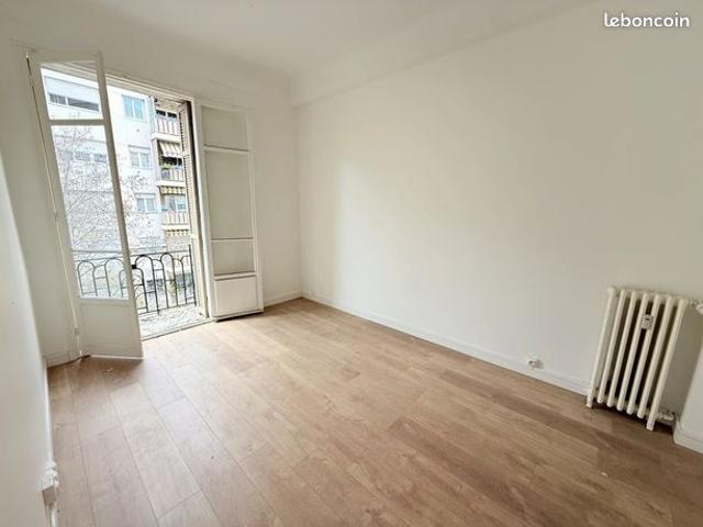 Studio 1 pièce 22 m²