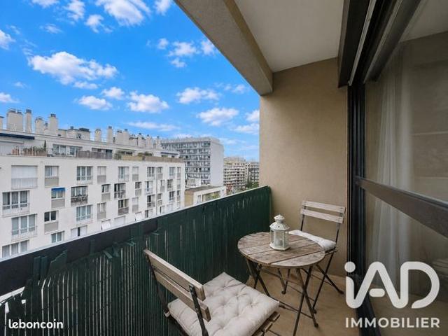 Studio 1 pièce 27 m²