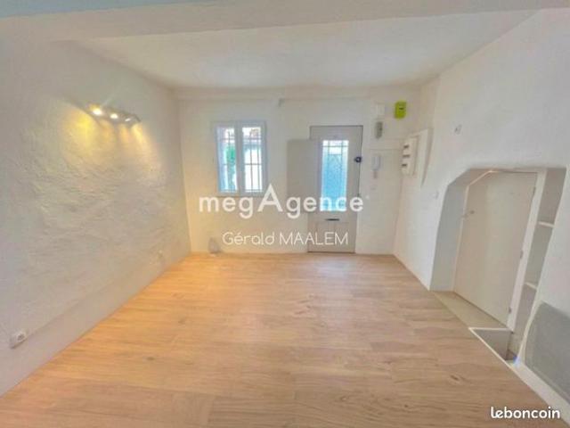 Studio 1 pièce 27 m²