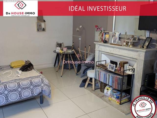 Studio 1 pièce 27 m²