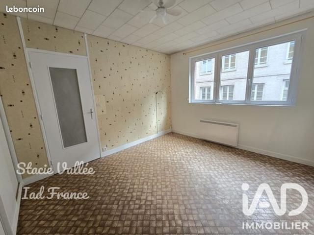 Studio 1 pièce 27 m²
