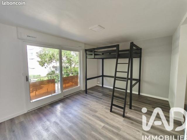 Studio 1 pièce 27 m²