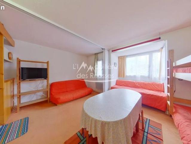 Studio 1 pièce 27 m²