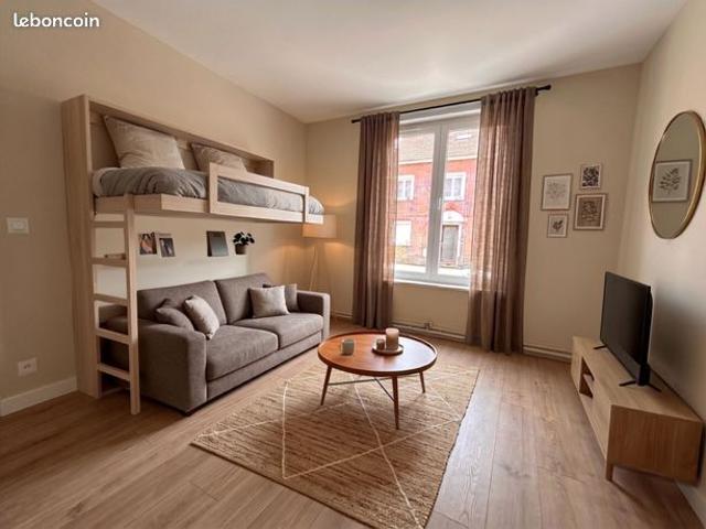 Studio 1 pièce 27 m²