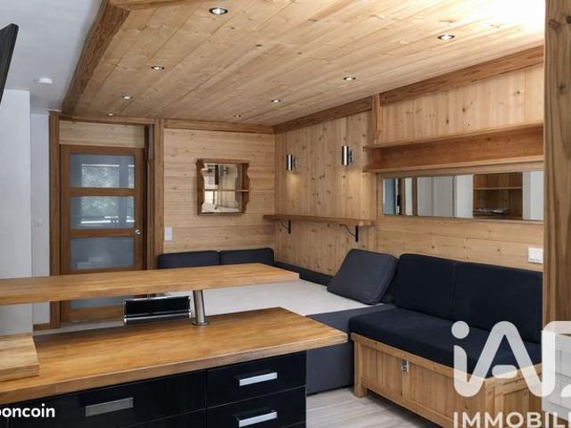 Studio 1 pièce 27 m²
